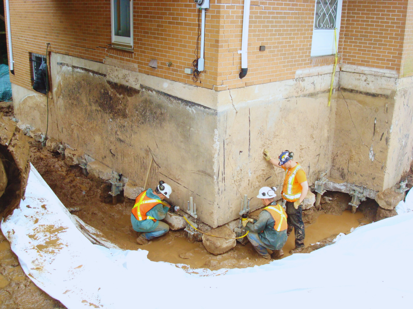 what is underpinning in building construction


